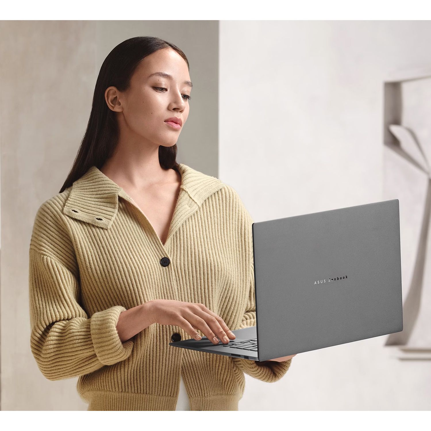 Ноутбук ASUS UM5606GA-SS261W (90NB17H5-M00CM0)